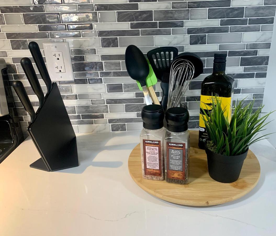 Luxurious & Stylish Two Bedroom Suite, Full Kitchen, Close To Vancouver Delta Εξωτερικό φωτογραφία