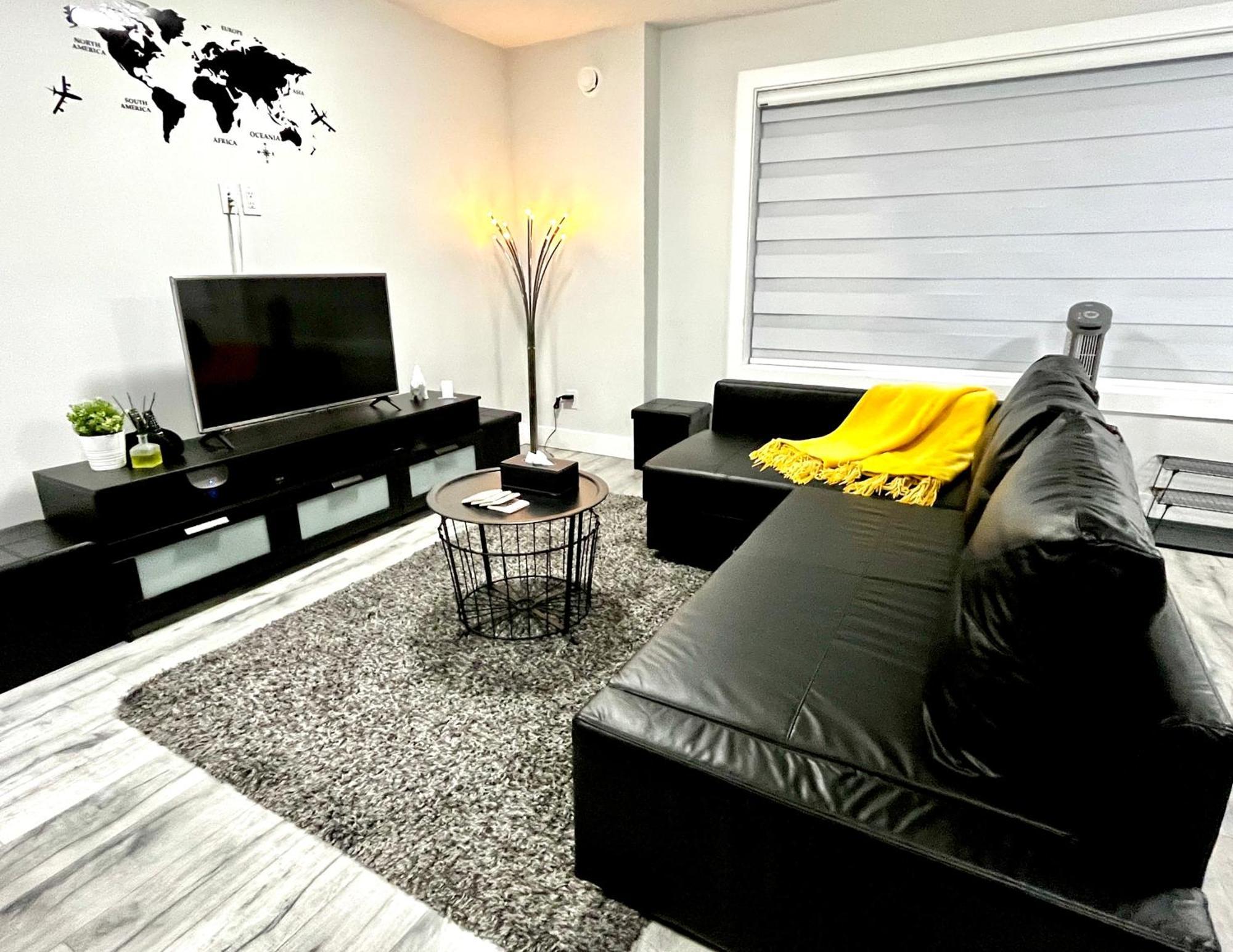Luxurious & Stylish Two Bedroom Suite, Full Kitchen, Close To Vancouver Delta Εξωτερικό φωτογραφία